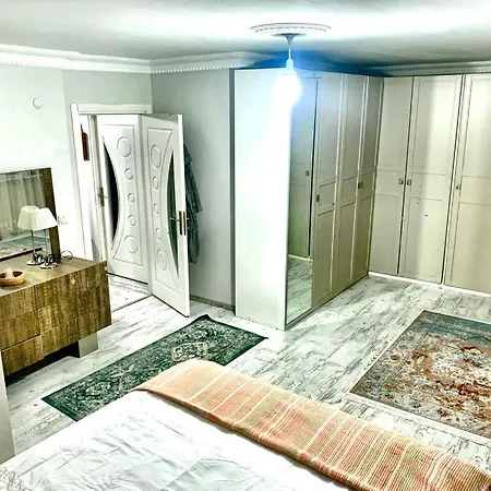 Hotel Ahmet Teacher Hotel, 5 Minutes From The Airport *