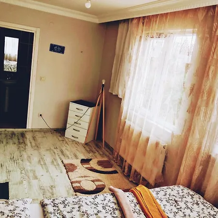 Ahmet Teacher Hotel, 5 Minutes From The Airport Hotel *
