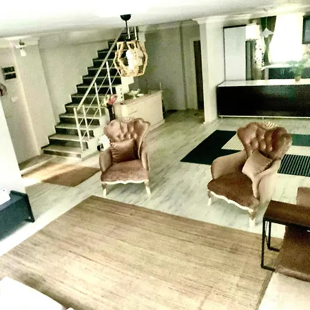 Ahmet Teacher Hotel, 5 Minutes From The Airport Hotel *