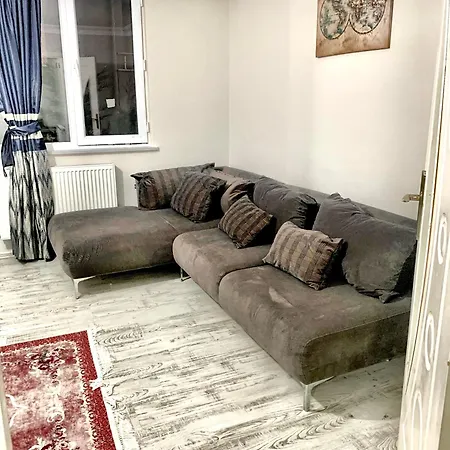 Hotel Ahmet Teacher Hotel, 5 Minutes From The Airport *