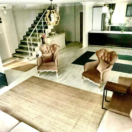Ahmet Teacher Hotel, 5 Minutes From The Airport Hotel *
