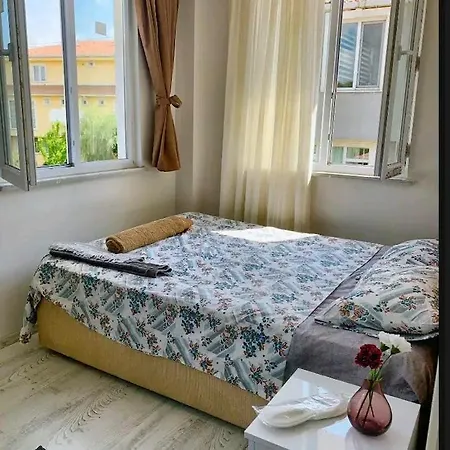 Hotel Ahmet Teacher Hotel, 5 Minutes From The Airport