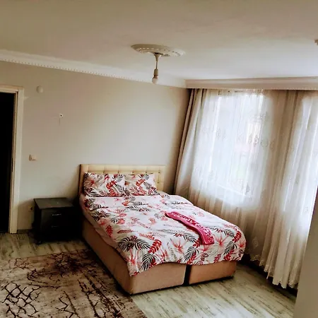 Ahmet Teacher Hotel, 5 Minutes From The Airport Hotel *